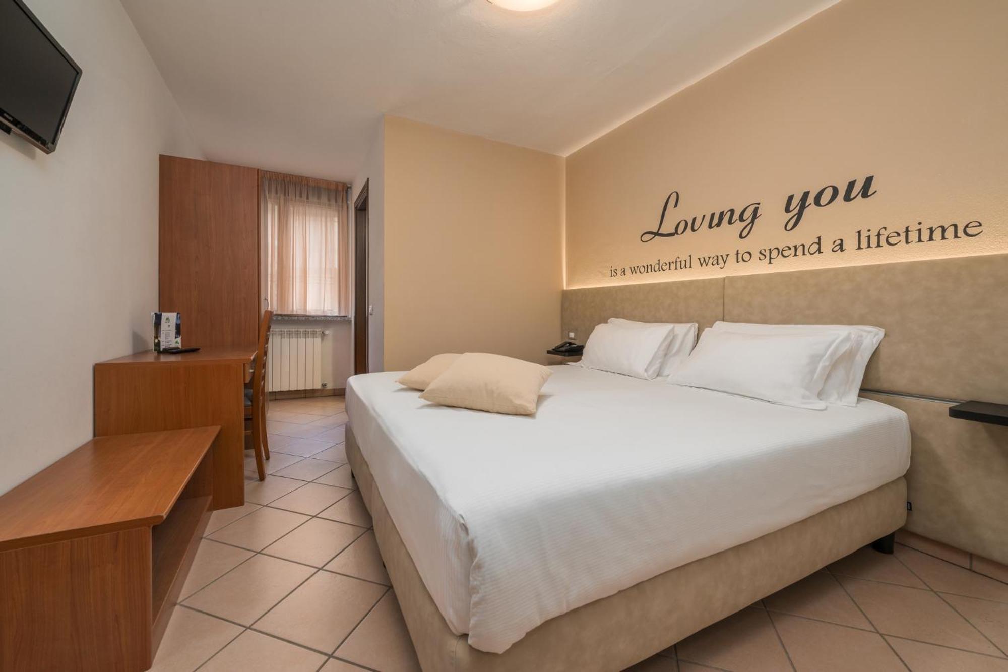 Hotel Oasi Verde Bienno Exteriér fotografie