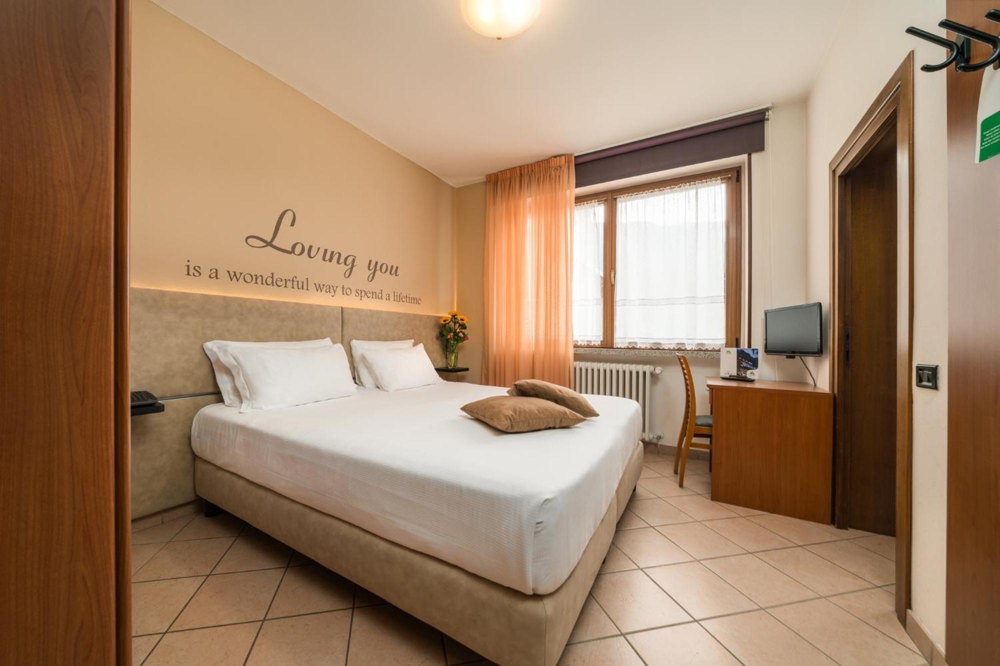 Hotel Oasi Verde Bienno Exteriér fotografie